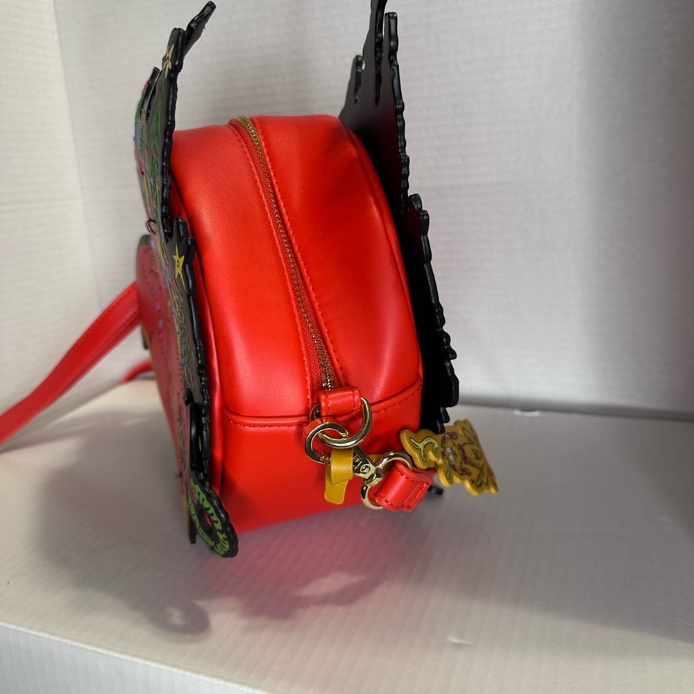Loungefly Dr. Seuss How The Grinch Stole Christmas Crossbody Bag Grinch Sleigh - Picture 2 of 7
